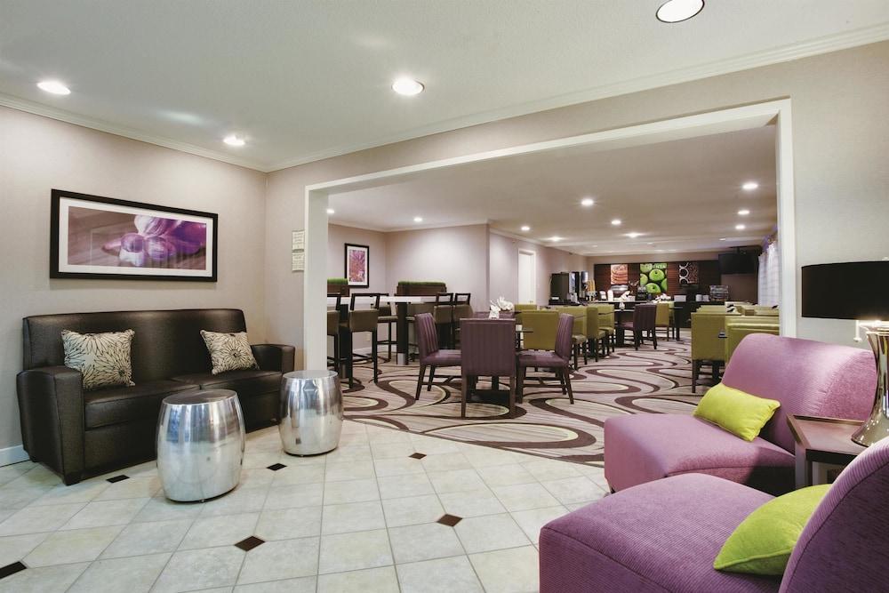 La Quinta By Wyndham Harrisburg Airport Hershey Exteriör bild