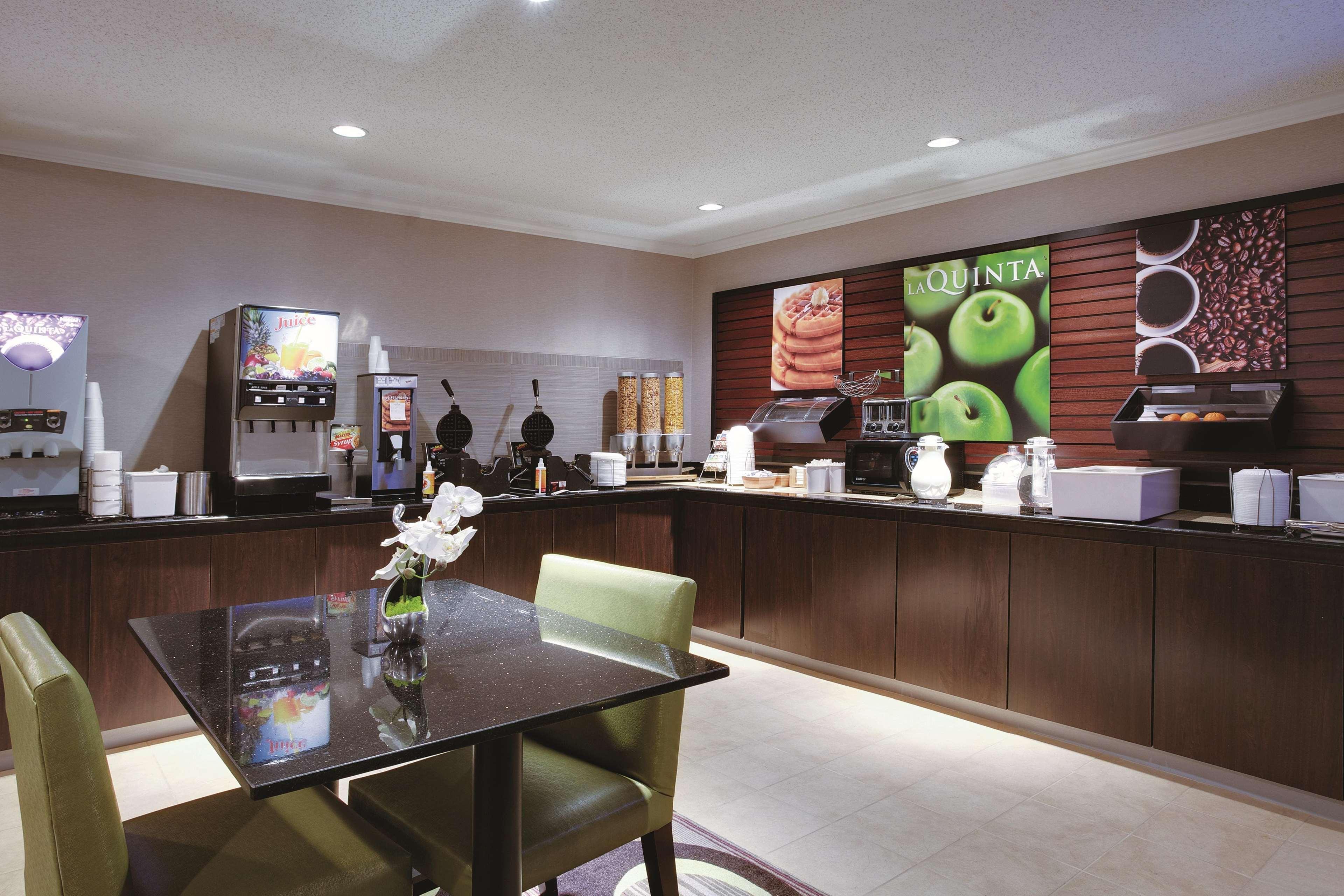 La Quinta By Wyndham Harrisburg Airport Hershey Exteriör bild